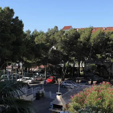 Pensionat With A Parking Space - 6778 3*