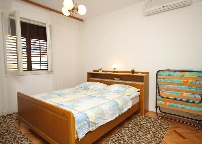 With A Parking Space - 6778 Gostinjska kuća 3*