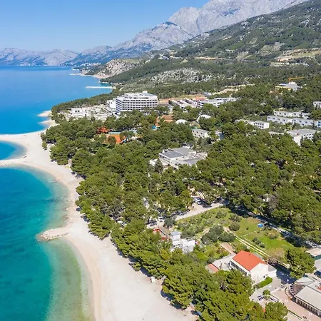 With A Parking Space - 6778 Guest house Makarska